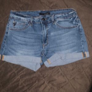 Kancan Jean shorts size 29